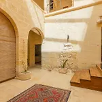 Onefifty Gozitan And Pool Il-Pergla