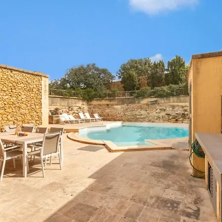 アパート Onefifty Gozitan And Pool Il-Pergla