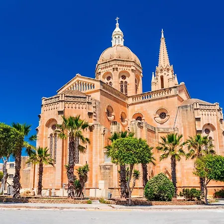 アパート Onefifty Gozitan And Pool