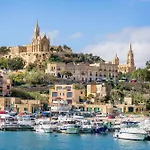 Onefifty Gozitan And Pool Lägenhet Il-Pergla