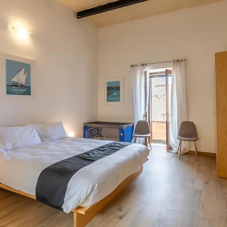 Onefifty Gozitan And Pool - Happy Apartment Il-Pergla