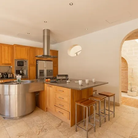 Apartment Onefifty Gozitan And Pool - Happy Il-Pergla