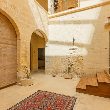 Onefifty Gozitan And Pool Il-Pergla