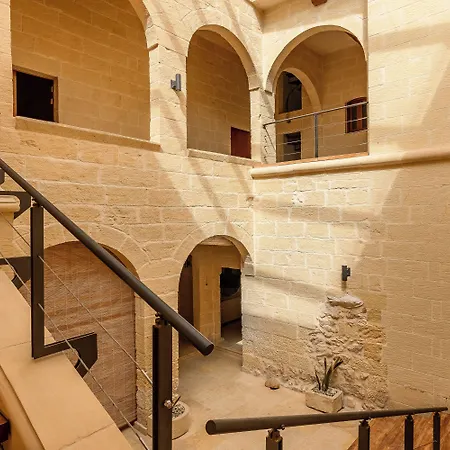 Onefifty Gozitan And Pool