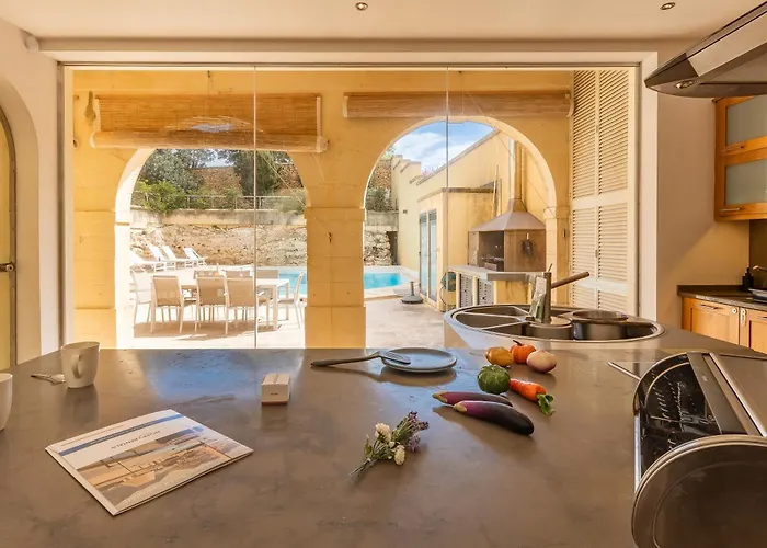 Onefifty Gozitan And Pool Appartement *