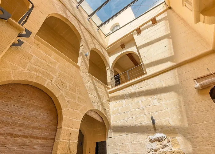 Onefifty Gozitan And Pool